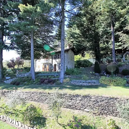 Alpino Immerso Nel Bosco 롯지
