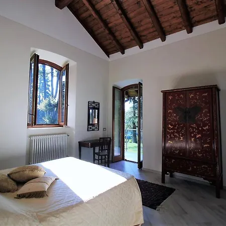 Alpino Immerso Nel Bosco Lodge
